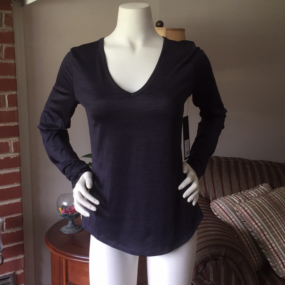 NWT 90 Degree top